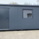 Contenedor Oficina 5x2,40 Metros - Módulo Aislado con Puerta Hörmann y Calefacción 2000W